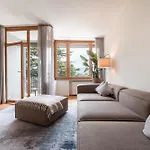 Promenaden Lounge